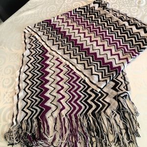White House Black Market Scarf